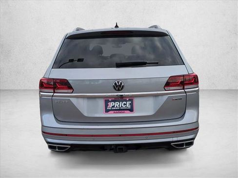 Used 2022 Volkswagen Atlas SEL R-Line image 7