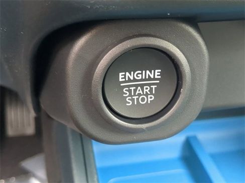 New 2025 Ford Maverick XLT image 28