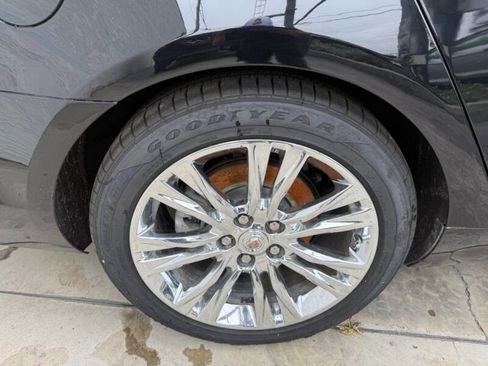 Used 2019 Cadillac XTS Luxury image 22