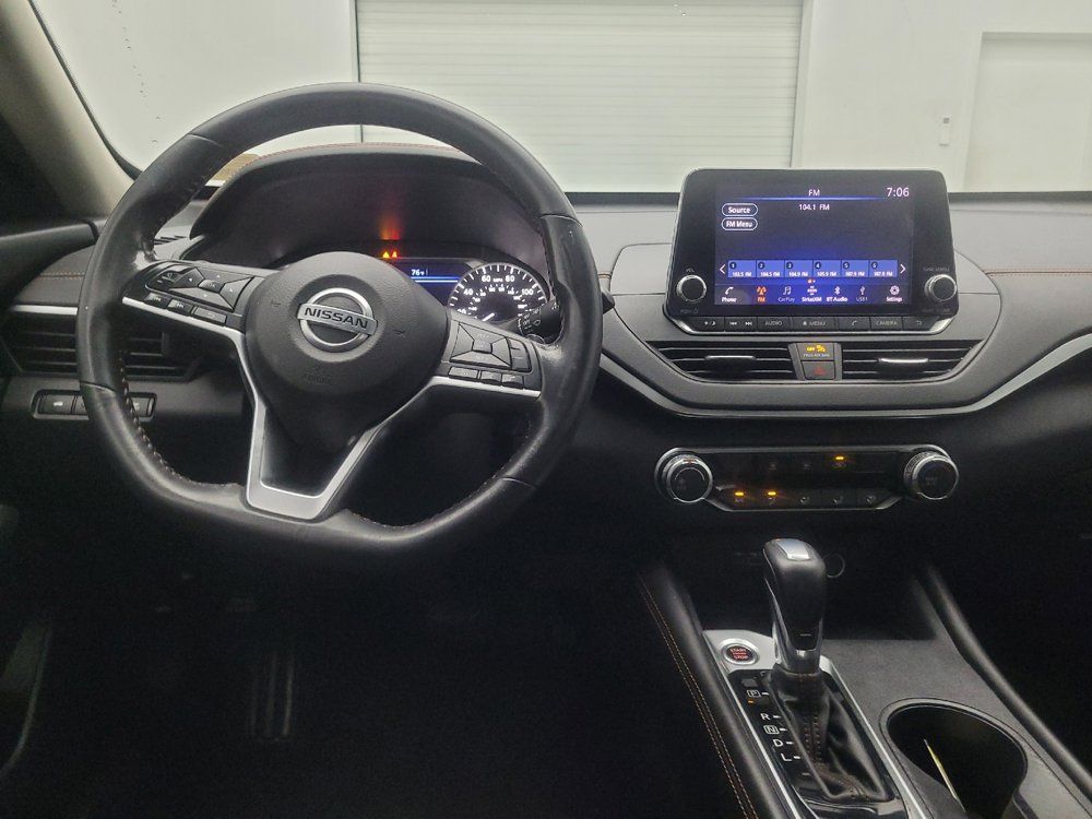 Used 2022 Nissan Altima 2.5 SR FWD image 22
