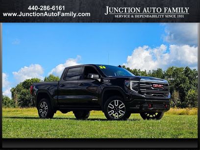 Used 2024 GMC Sierra 1500 AT4 w/ Technology Package