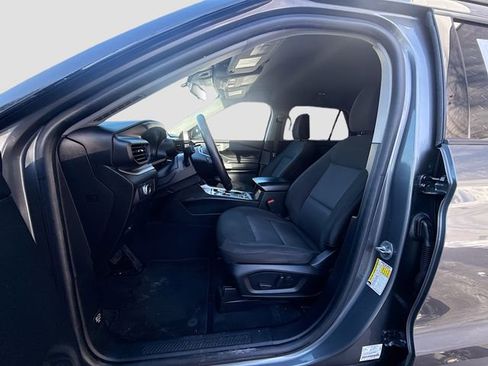 Used 2022 Ford Explorer XLT w/ Class IV Trailer Tow Package image 22