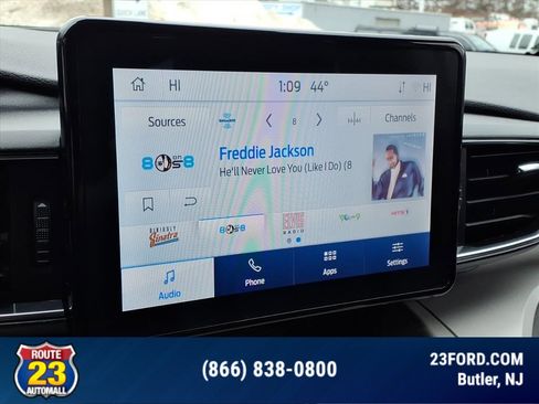 Certified 2023 Ford Explorer XLT w/ Equipment Group 202A image 18