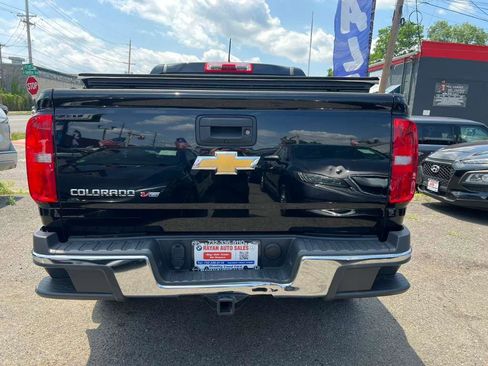 Used 2019 Chevrolet Colorado W/T w/ WT Convenience Package AWD/4WD image 8