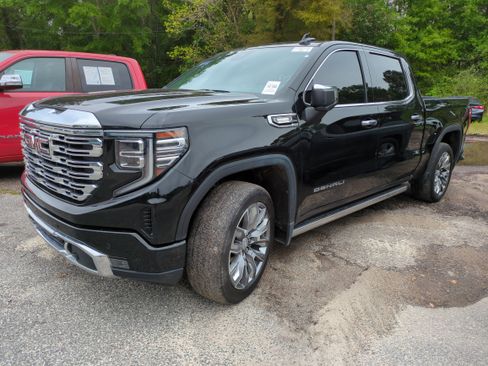 Used 2023 GMC Sierra 1500 Denali w/ Denali Reserve Package image 3