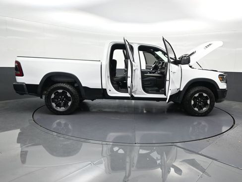 Used 2020 RAM 1500 Rebel AWD/4WD image 32