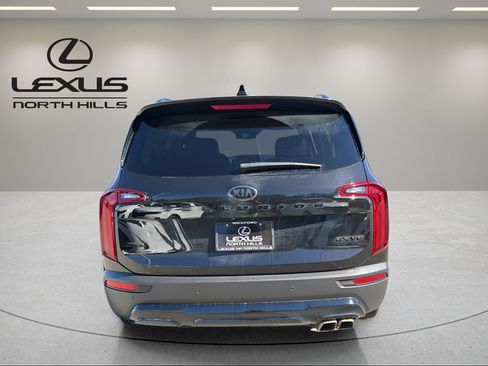 Used 2021 Kia Telluride EX w/ EX Premium Package AWD/4WD image 7