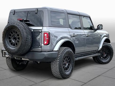 Used 2024 Ford Bronco Outer Banks image 13