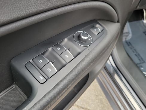 Used 2022 Alfa Romeo Stelvio Ti AWD/4WD image 25