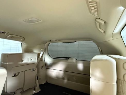 Used 2018 Lexus LX 570 4WD image 25