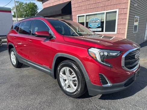 Used 2019 GMC Terrain SLE w/ Driver Convenience Package FWD image 1