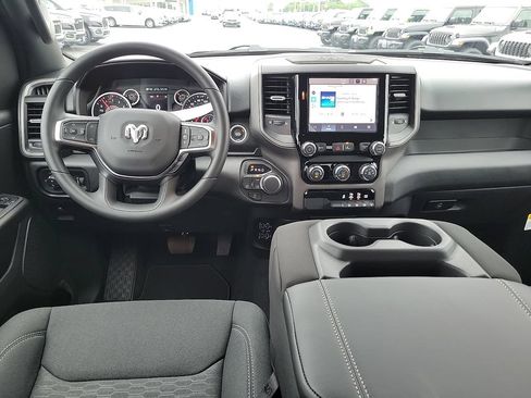 New 2026 RAM 1500 Express AWD/4WD image 11