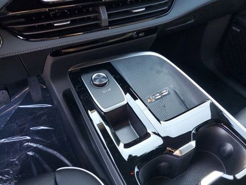 New 2026 Buick Enclave Sport Touring w/ Power Package image 25