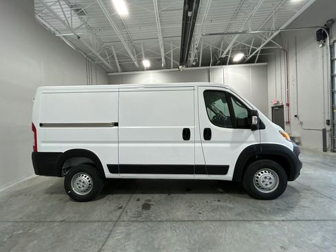 New 2026 RAM ProMaster 1500 w/ Convenience Group image 5