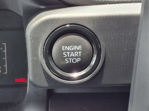 Used 2024 Toyota Tacoma SR w/ SR Upgrade Package AWD/4WD image 19