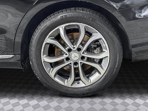 Used 2016 Mercedes-Benz C 300 4MATIC Sedan image 38