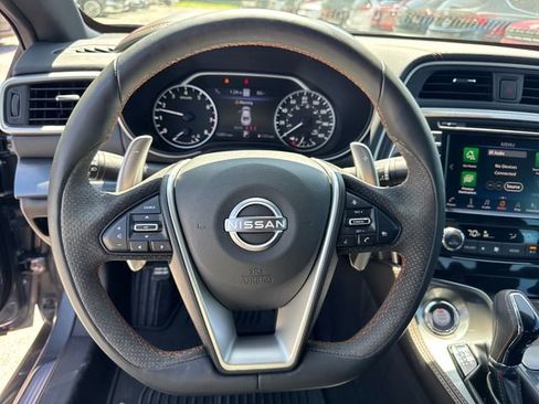 Used 2023 Nissan Maxima SR w/ Sport Mat Group FWD image 19