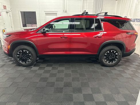 Used 2025 Chevrolet Traverse Z71 AWD/4WD image 6