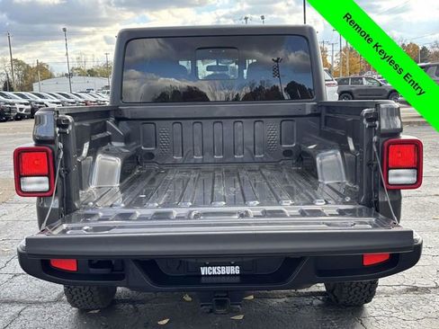 Used 2021 Jeep Gladiator Sport image 33