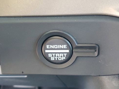 Used 2025 Ford Bronco Outer Banks AWD/4WD image 30
