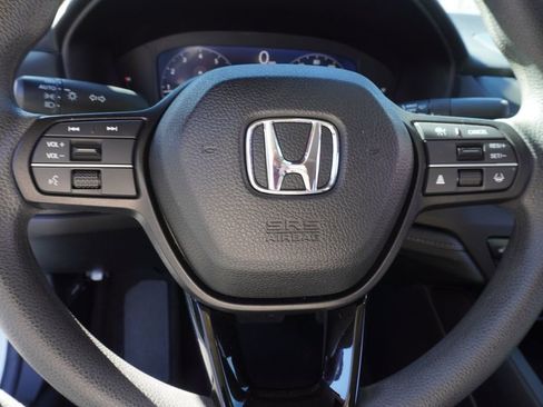 Used 2025 Honda Accord SE image 18