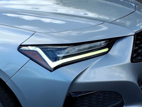 Used 2022 Acura TLX SH-AWD w/ A-SPEC Pkg image 9