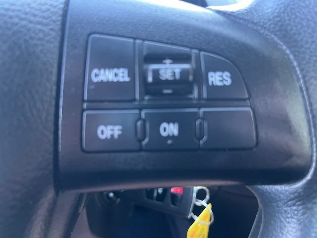 Used 2010 MAZDA MAZDA3 i Touring FWD image 11