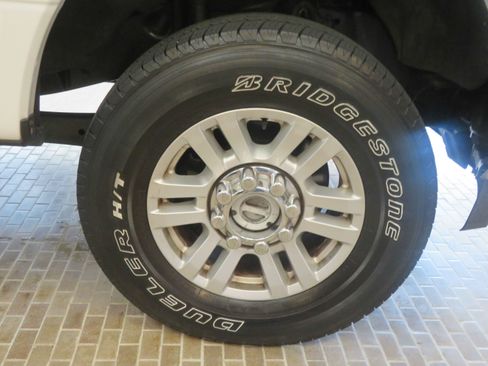 Used 2019 Ford F250 XLT w/ FX4 Off-Road Package AWD/4WD image 10