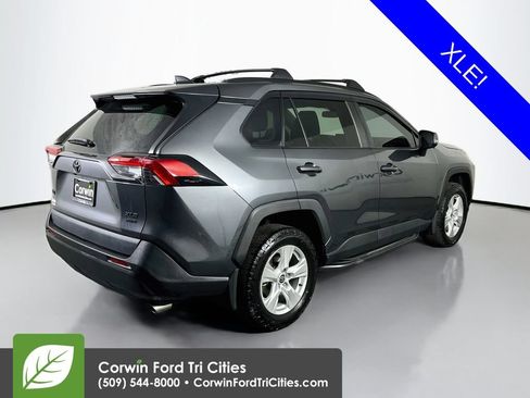 Used 2021 Toyota RAV4 XLE w/ Convenience Package AWD/4WD image 15