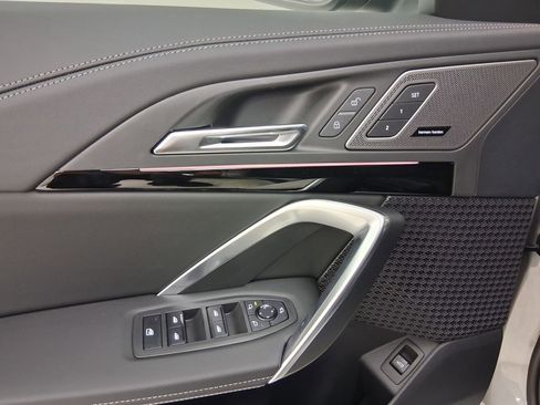 New 2026 BMW X1 xDrive28i w/ Technology Package image 12