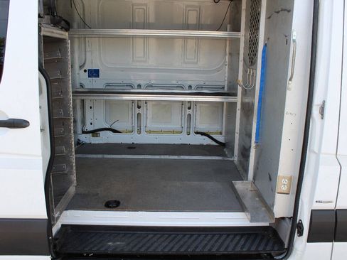 Used 2012 Mercedes-Benz Sprinter 2500 image 20