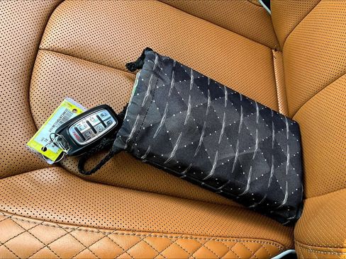 Used 2021 Chrysler Pacifica Pinnacle image 14