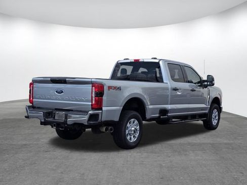 Used 2024 Ford F350 XLT w/ 360-Degree Camera Package AWD/4WD image 4