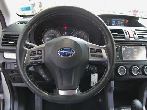 Used 2014 Subaru Forester 2.5i Limited AWD/4WD image 22