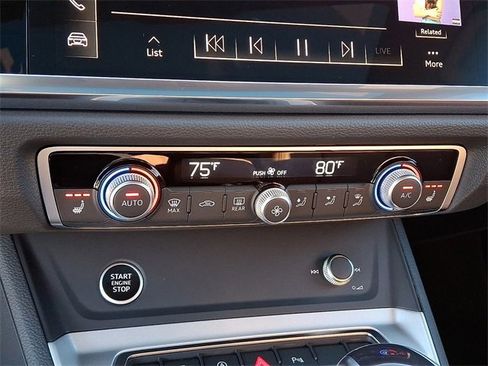 New 2025 Audi Q3 2.0T Premium image 12