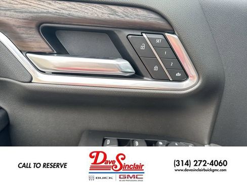 New 2026 GMC Sierra 2500 SLT w/ SLT Premium Package AWD/4WD image 13