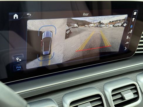 Used 2024 Mercedes-Benz GLE 450 4MATIC image 25