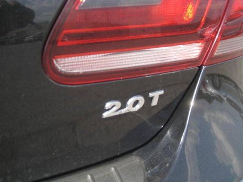 Used 2013 Volkswagen CC Sport Plus FWD image 9
