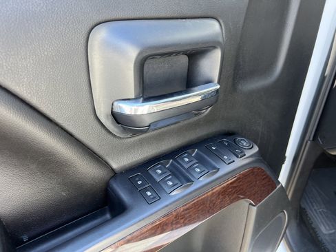 Used 2014 GMC Sierra 1500 SLE w/ SLE Value Package image 15