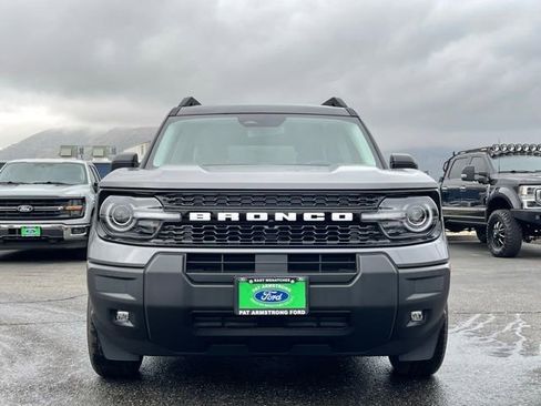 New 2025 Ford Bronco Sport Outer Banks w/ Topo Graphic Package AWD/4WD image 5