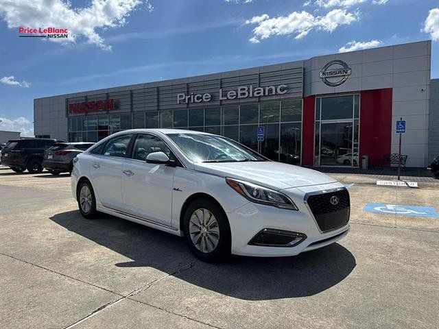Used 2017 Hyundai Sonata SE FWD image 1