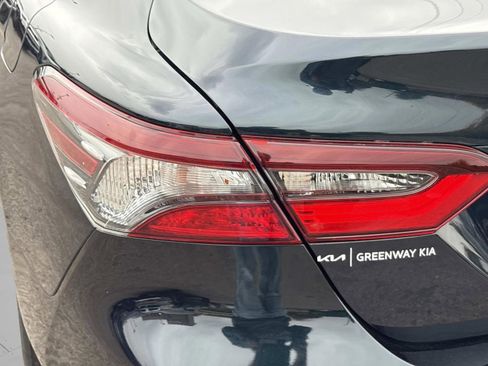 Used 2021 Toyota Camry LE image 12