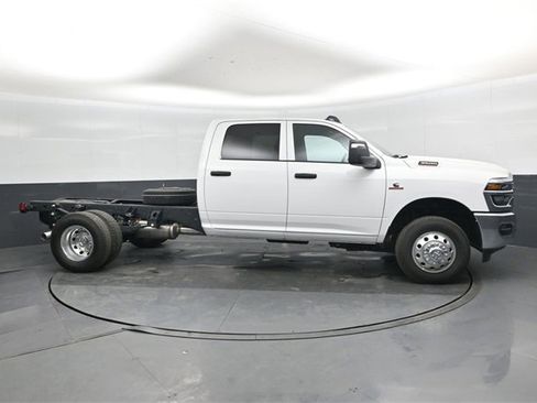 New 2026 RAM 3500 Tradesman w/ Chrome Appearance Group image 2