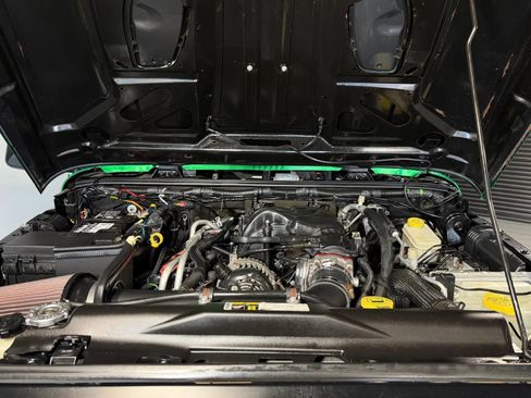 Used 2016 Jeep Wrangler Unlimited Sport w/ Quick Order Package 23S AWD/4WD image 8