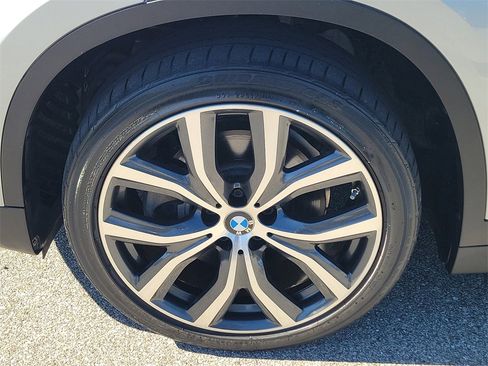 Used 2016 BMW X1 xDrive28i image 11