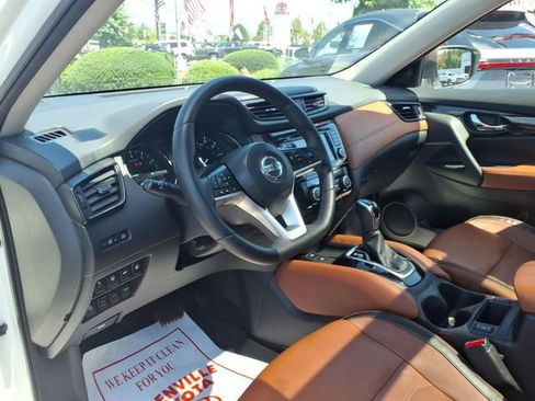 Used 2019 Nissan Rogue SL w/ Premium Package AWD/4WD image 15