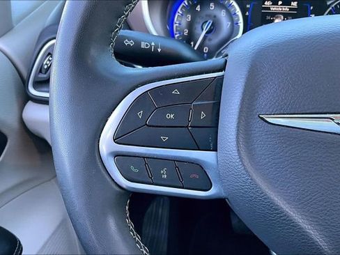 Used 2024 Chrysler Voyager LX image 12