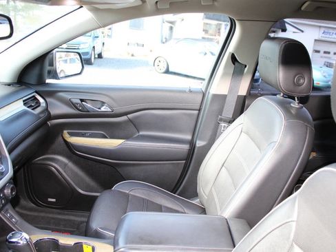 Used 2019 GMC Acadia Denali w/ Technology Package image 14