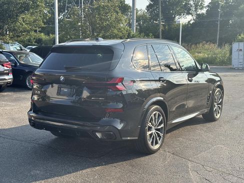 Used 2024 BMW X5 xDrive40i w/ M Sport Package AWD/4WD image 5