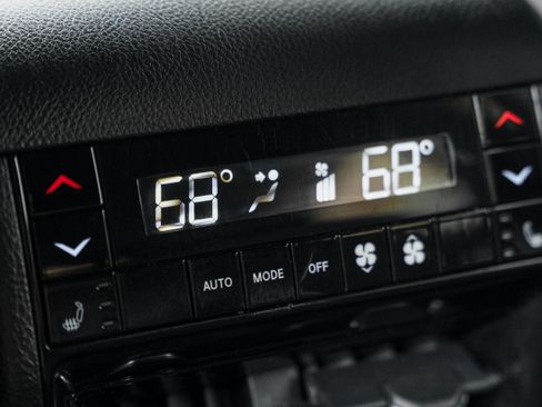 Used 2022 Jeep Grand Cherokee Summit AWD/4WD image 27